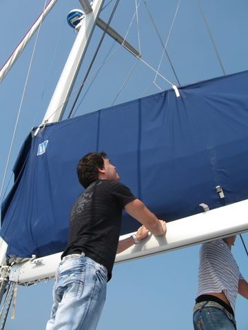 Asturias joven emprenda Navegación catamarán