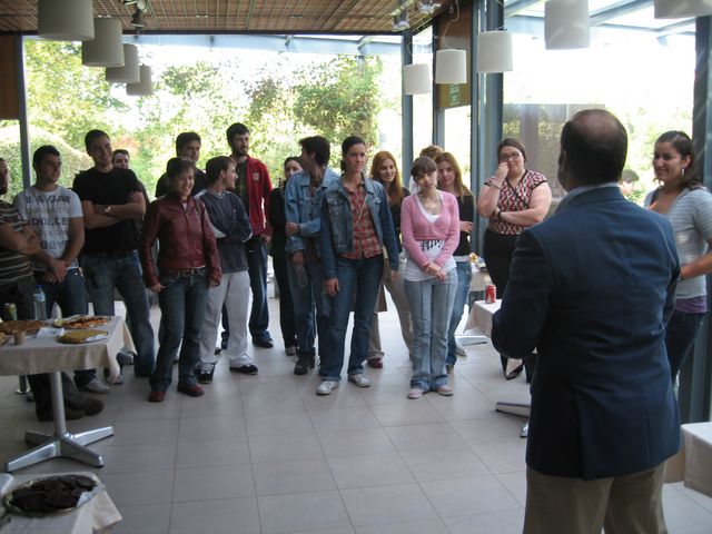 Clinic Joven emprenda Portilla (Aje)