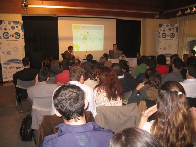 Asturias joven emprenda Ponencia Adriano Mones