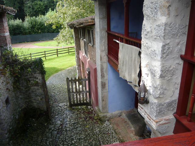 Asturias joven emprenda Ruta del Camín Encantáu