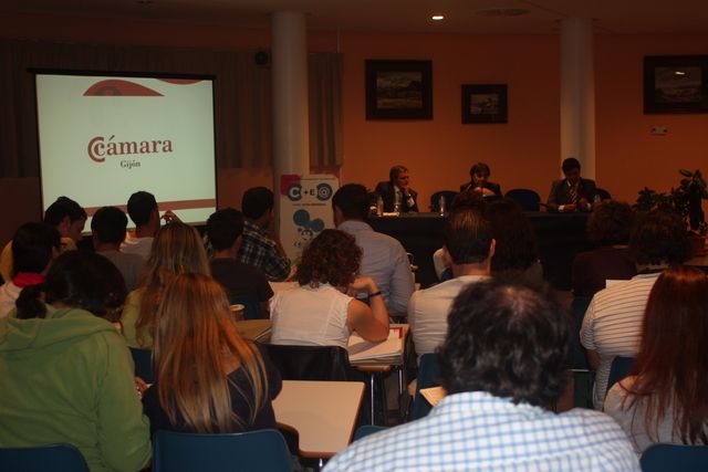 Asturias joven emprenda Cámara de Comercio de Gijón y FIDMA