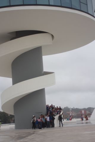 Asturias joven emprenda Niemeyer