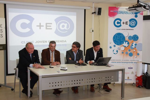 Asturias joven emprenda Presentación CLINIC en Luarca