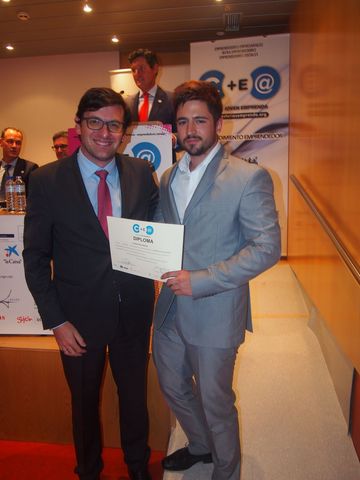 Asturias joven emprenda Entrega diplomas