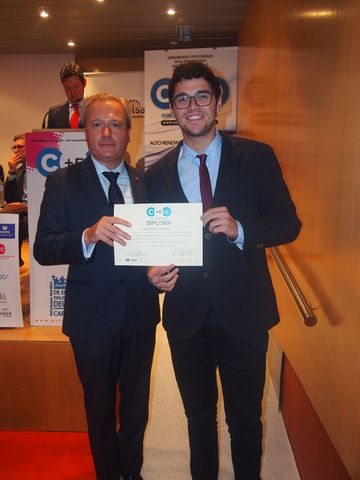 Asturias joven emprenda Entrega diplomas