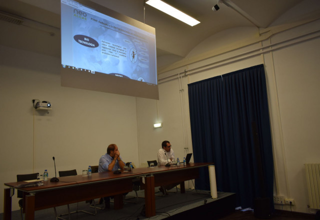 Asturias joven emprenda Ponencia Neoalgae