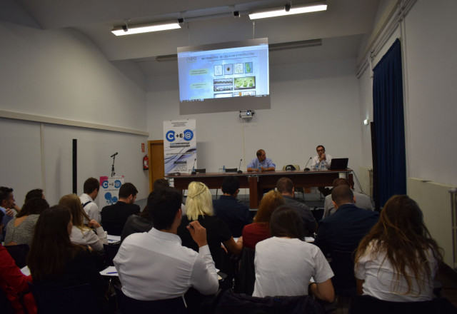 Asturias joven emprenda Ponencia Neoalgae