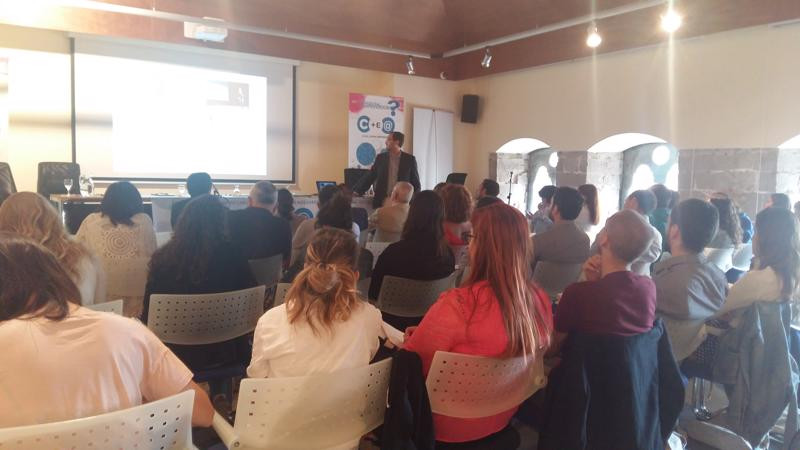 Asturias joven emprenda Charla Íñigo Felgueroso