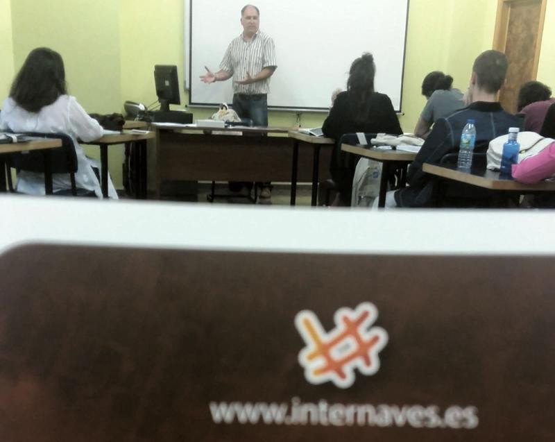 Clinic Joven emprenda David Internaves