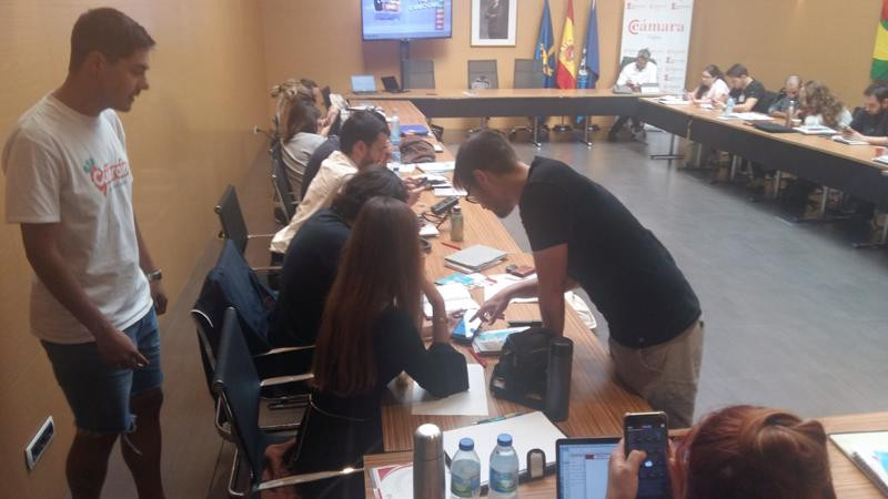 Clinic Joven emprenda Cui Cui