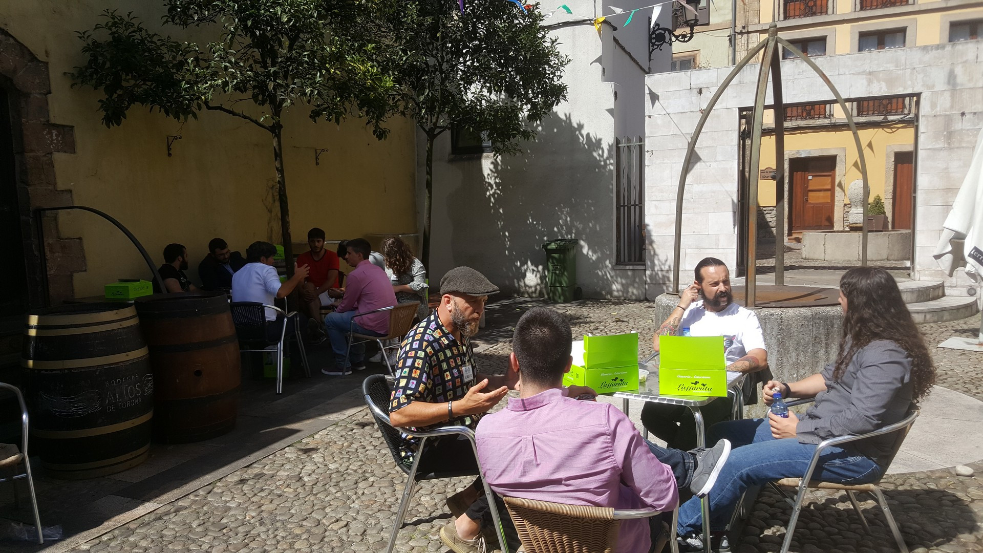 Asturias joven emprenda Comida uniendo puntos