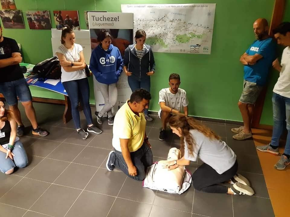 Asturias joven emprenda Primeros Auxillios Leducae