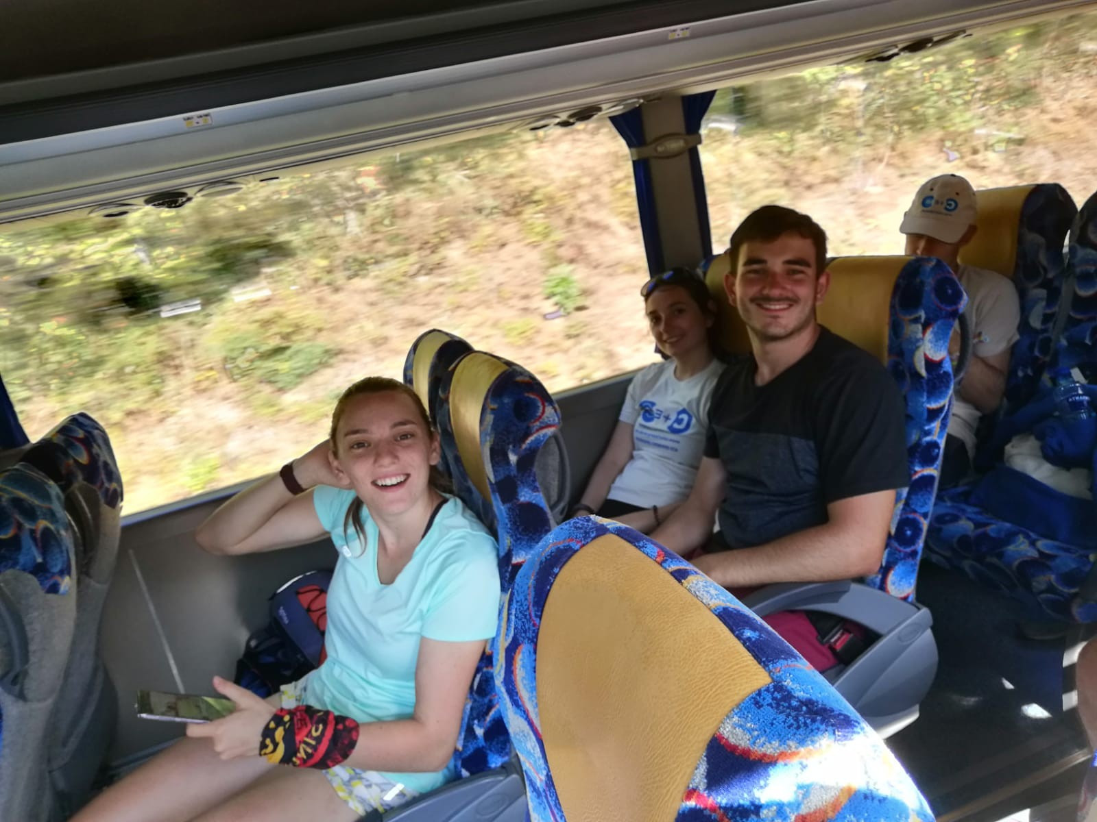 Asturias joven emprenda Bus regreso