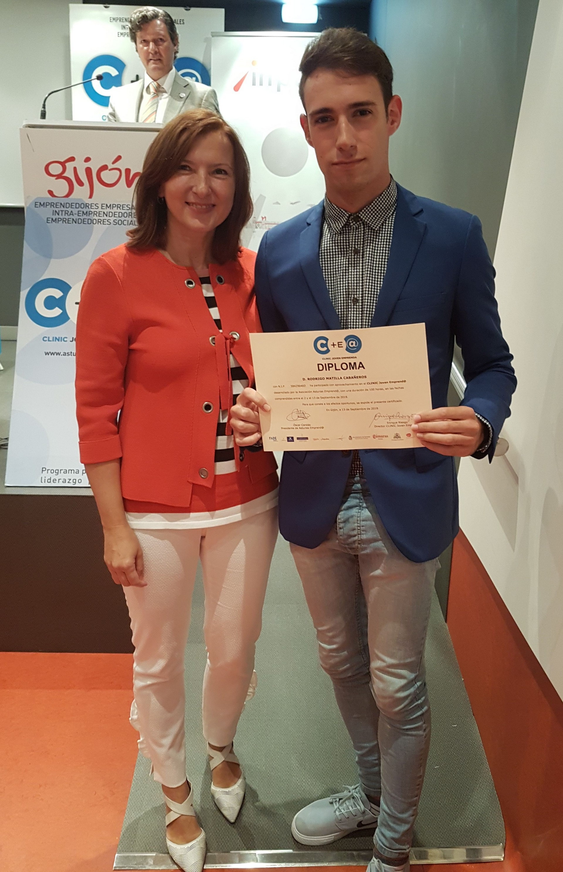 Asturias joven emprenda Diplomas