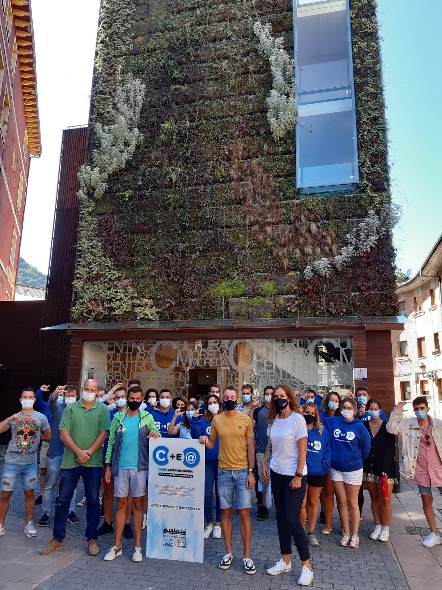 Asturias joven emprenda Mesa Emprender Moreda