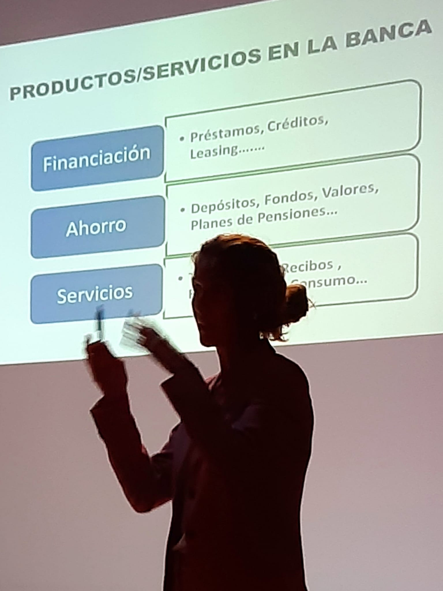 Clinic Joven emprenda Taller Entidades financieras Caja Rural