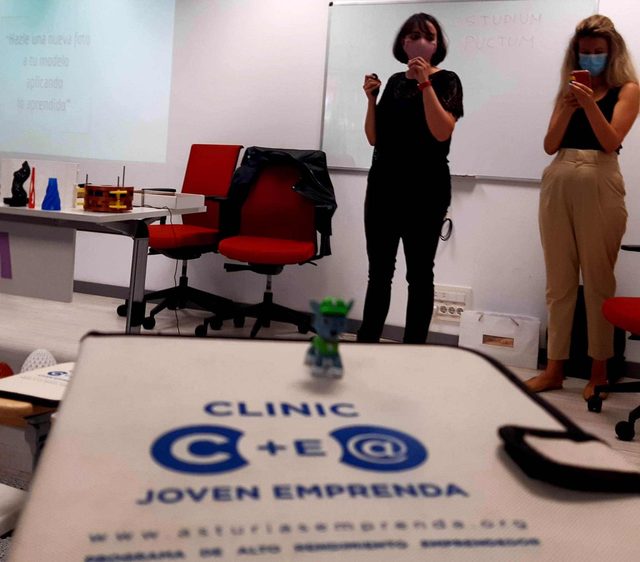 Asturias joven emprenda Factoría Cultural