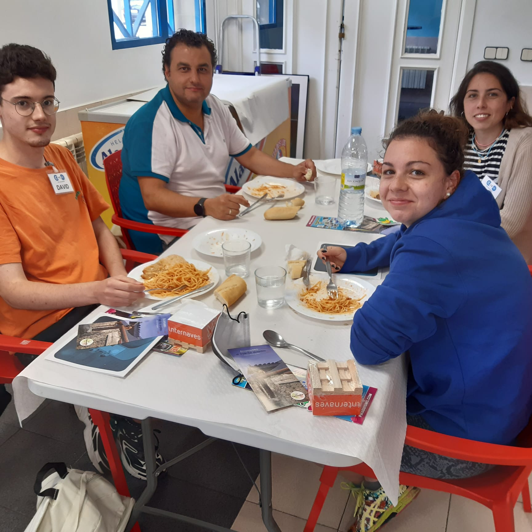 Clinic Joven emprenda Comida Trasona