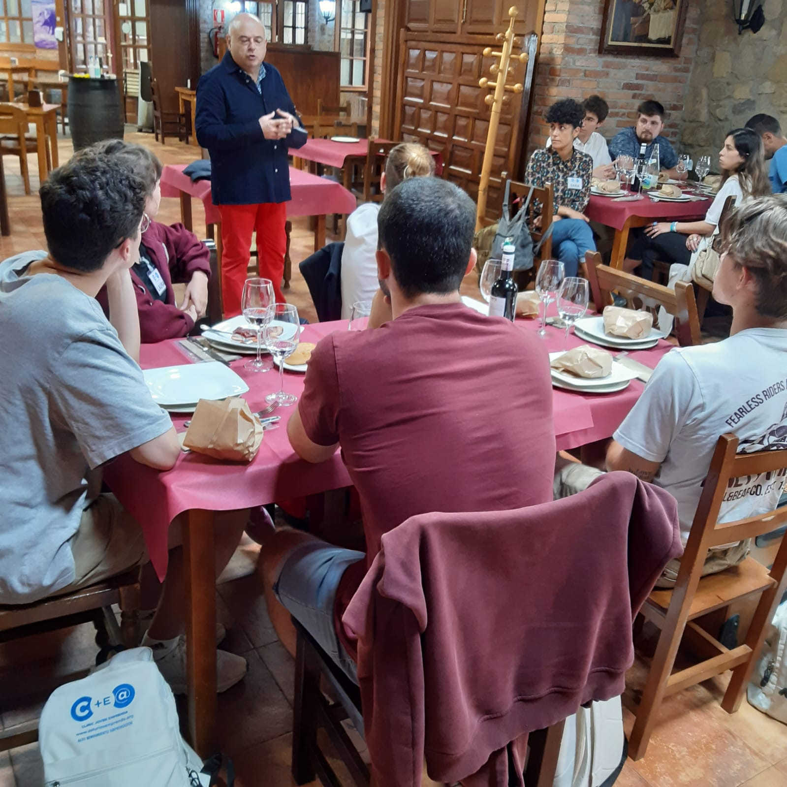 Asturias joven emprenda Comida Casa Alvarín