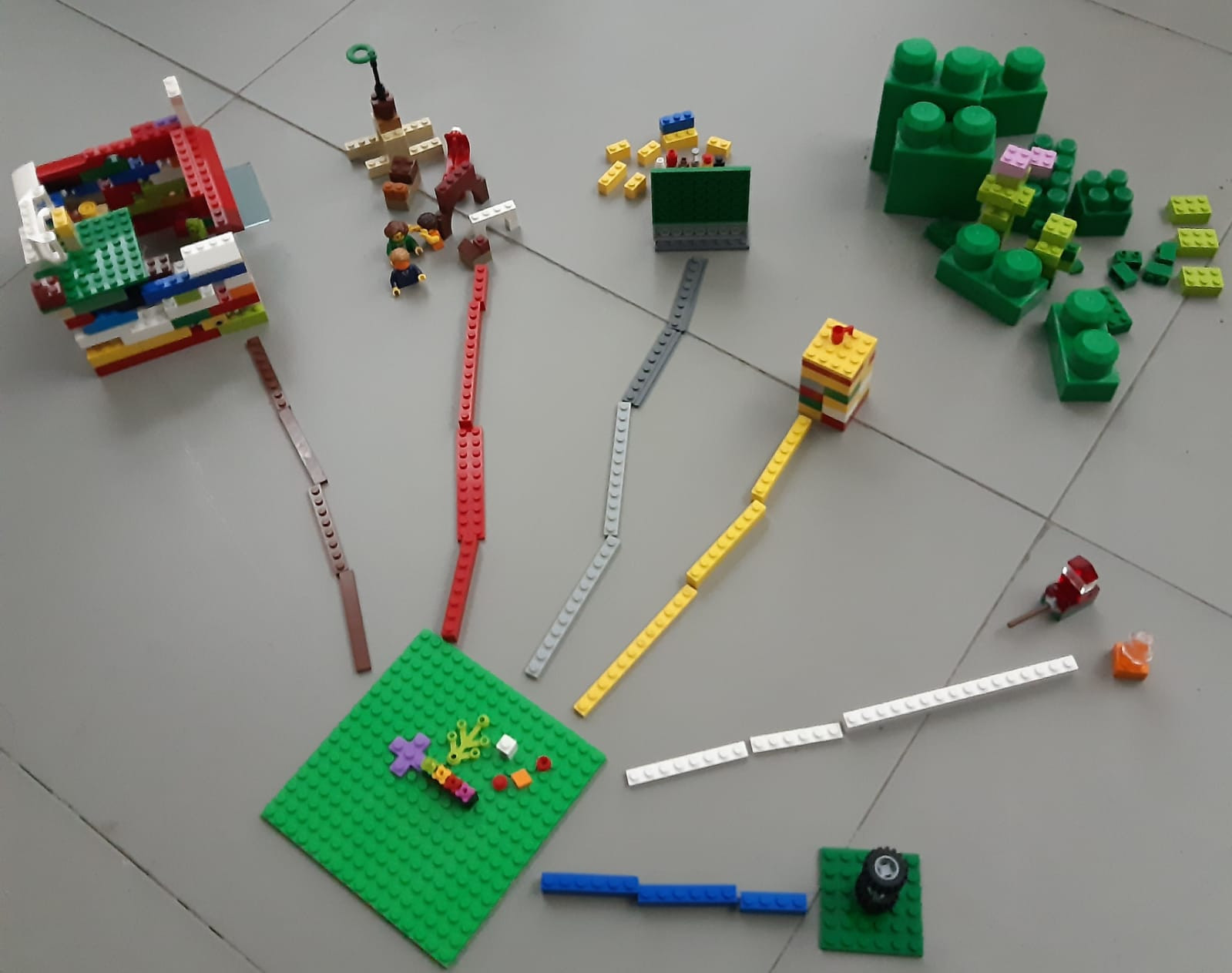 Asturias joven emprenda Taller Lego