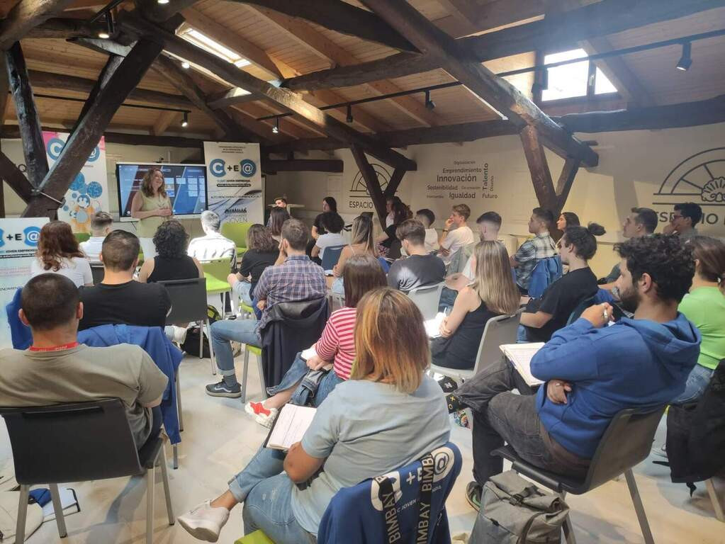 Asturias joven emprenda Cliniqueros