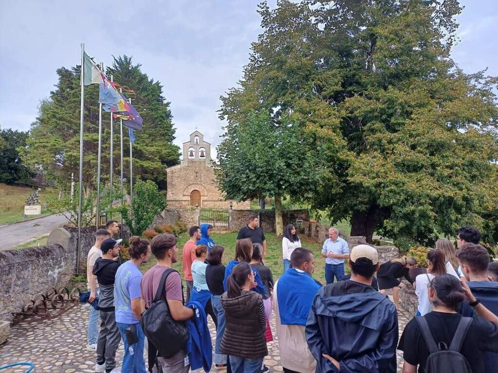 Asturias joven emprenda Visita Palacio Nevares