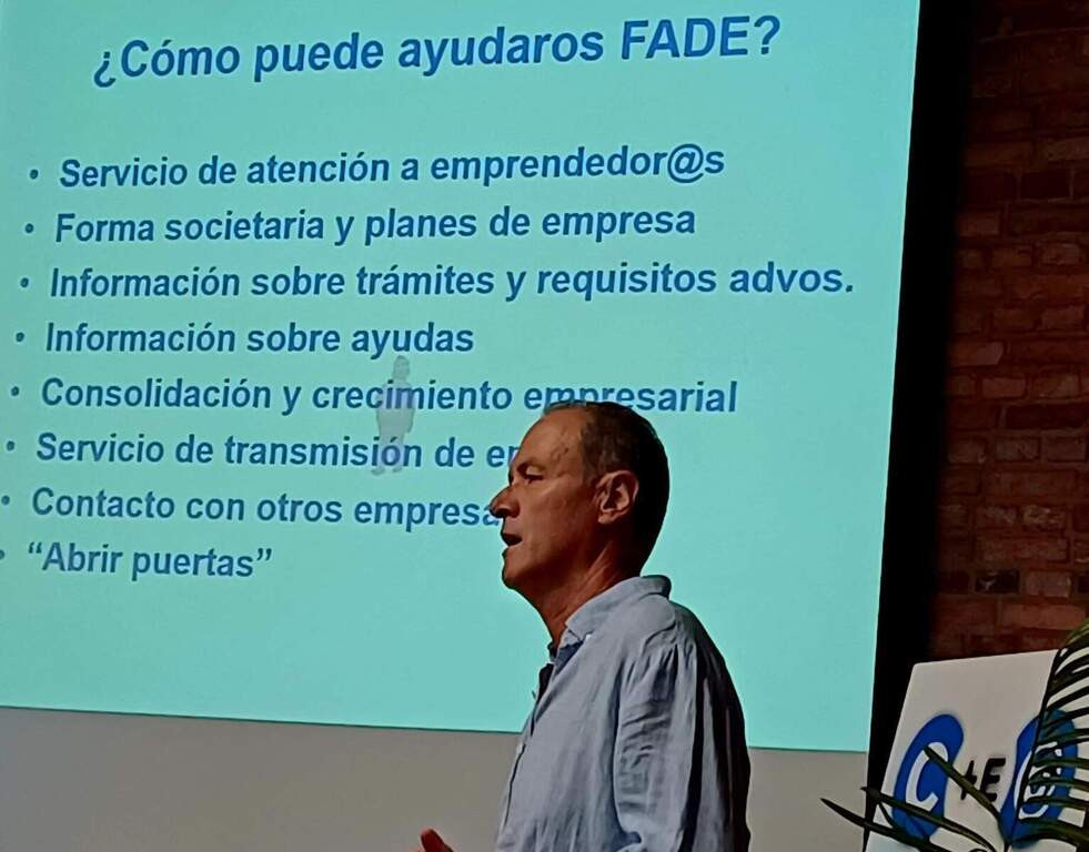 Clinic Joven emprenda FADE